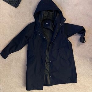 Uniqlo women raincoat / windproof